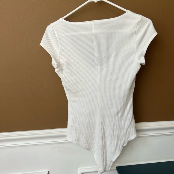 REFORMATION Marten Ivory Ribbed Bodysuit Large Closet Staple Capsule Wardrobe - Picture 10 of 12